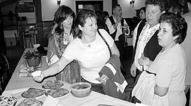 Kulturelle Unterschiede bereichern das Zusammenleben - das internationale Bufett in Bad Urach war ein Genuss-Beitrag. 
FOTO: SANDER