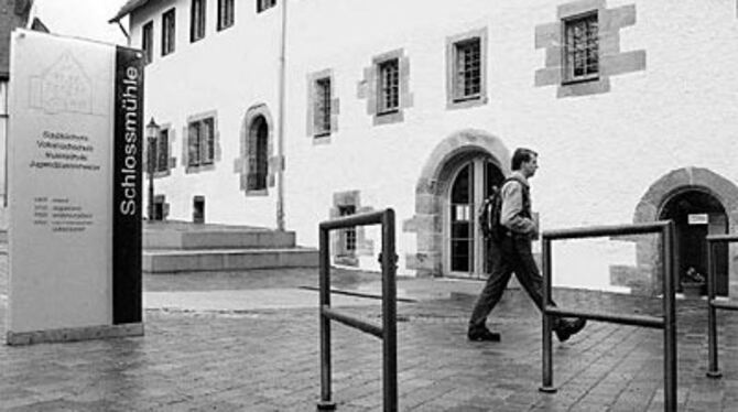 Seit einem Jahr dient die ausgebaute und renovierte Bad Uracher Schlossmühle dem kulturellen Leben.
FOTO: MARKUS NIETHAMMER