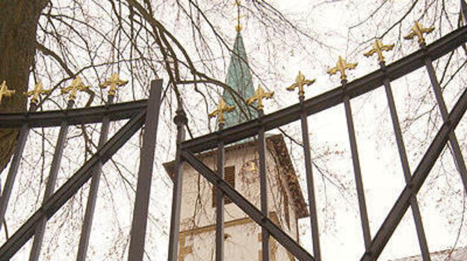 Garantiert ein Ort von Festivitäten bei der 1000-Jahr-Feier in Kirchentellinsfurt im Jahr 2007: die Martinskirche, deren Vorgängerbau das älteste Gebäude im Ort ist.
FOTO: NIETHAMMER