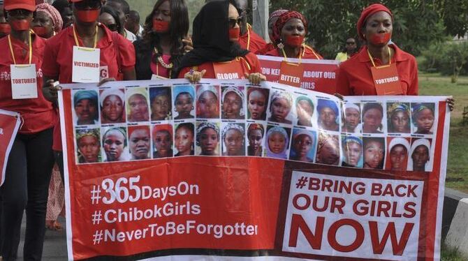 Im ganzen Land kam es zu Solidaritätsmärschen, wie hier in Abuja, für die entführten Schülerinnen aus Chibok. Foto: Stringer