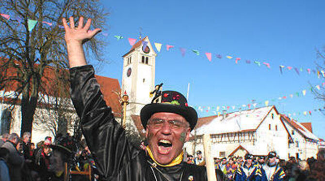 Ein paar Stunden vor dem bitteren Ende zeigen die Steinhilbener noch einmal, was »glückselige Fasnet« bedeutet.
FOTO: BUT