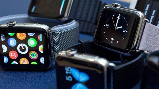 Expertenschätzungen zufolge ist Apple aber auf Kurs, wie erwartet die bisherigen Smartwatch-Verkäufe der Konkurrenz in den Sc