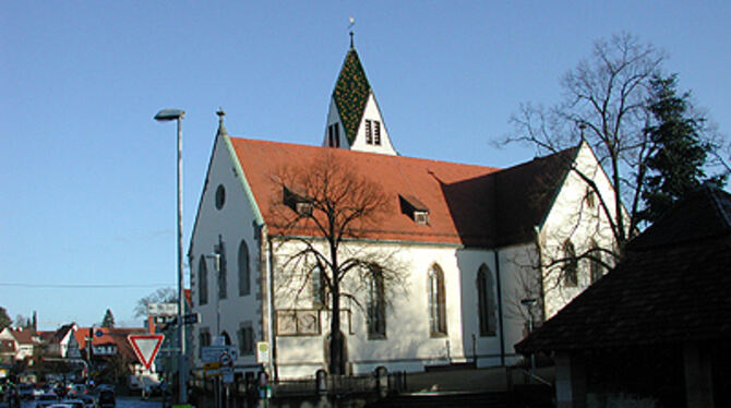 »Mittendrin« im Dorf steht die Betzinger Mauritiuskirche auch heute noch.
GEA-FOTO: LASSLOB