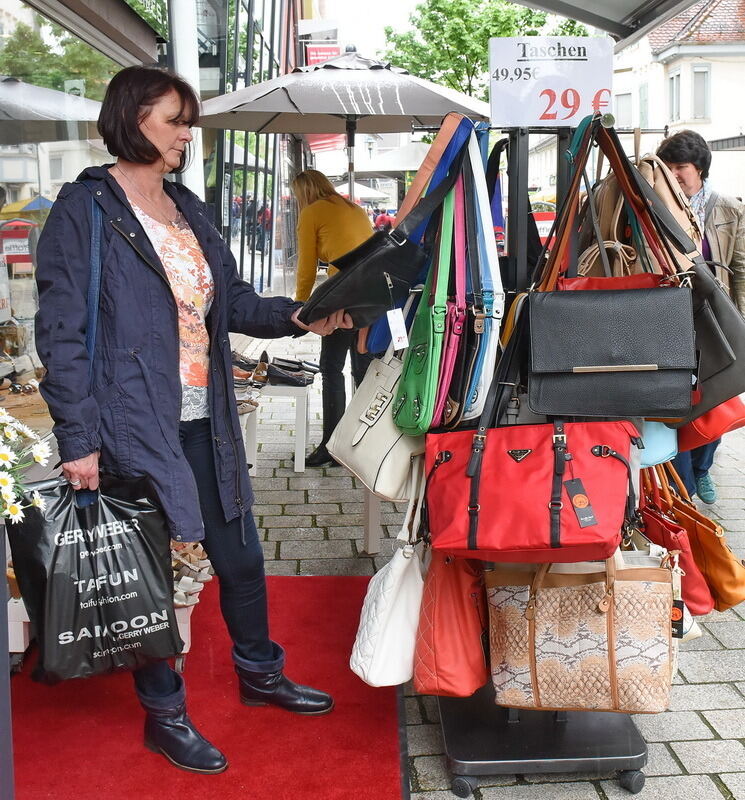 Verkaufsoffener Sonntag in Metzingen 03.05.2015