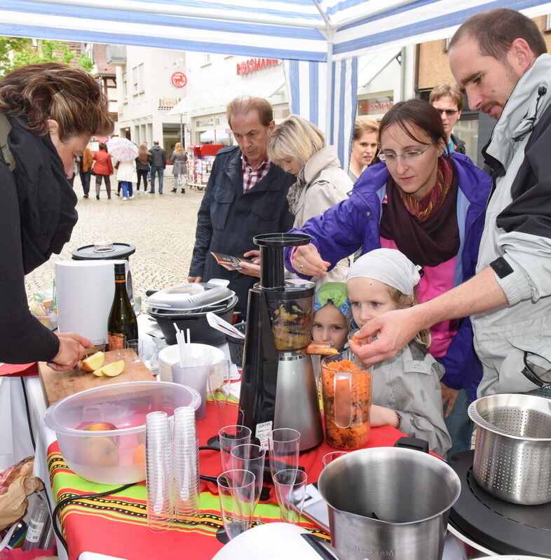 Verkaufsoffener Sonntag in Metzingen 03.05.2015