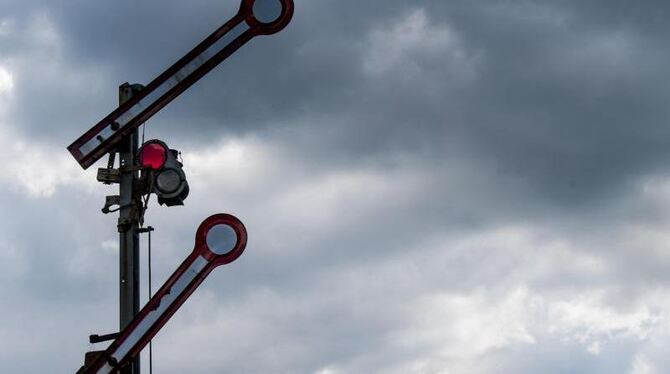 Der bisher längste Streik der Lokführer bei der Deutschen Bahn geht auf die Zielgerade. Foto: Patrick Pleul