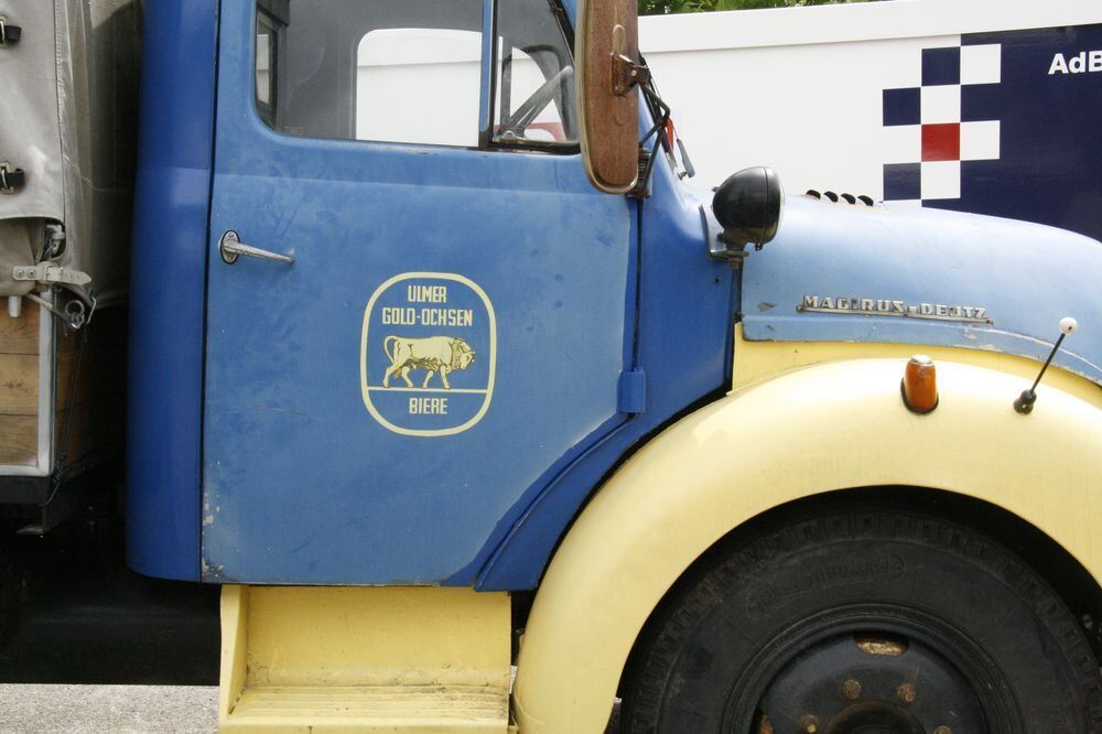 Erstes historisches Lastkraftwagen- und Kraftomnibusse-Treffen Nebelhöhle