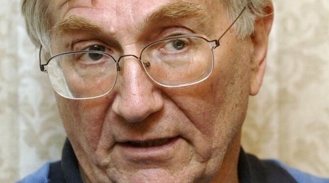 Seymour Hersh behauptet, dass die USA einem pakistanischen Geheimdienstmitarbeiter eine Prämie in Höhe von 25 Millionen Dolla