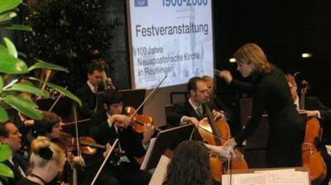 Festliche Musik umrahmte die 100-Jahr-Feier der neuapostolischen Gemeinde.  FOTO: STÖRK