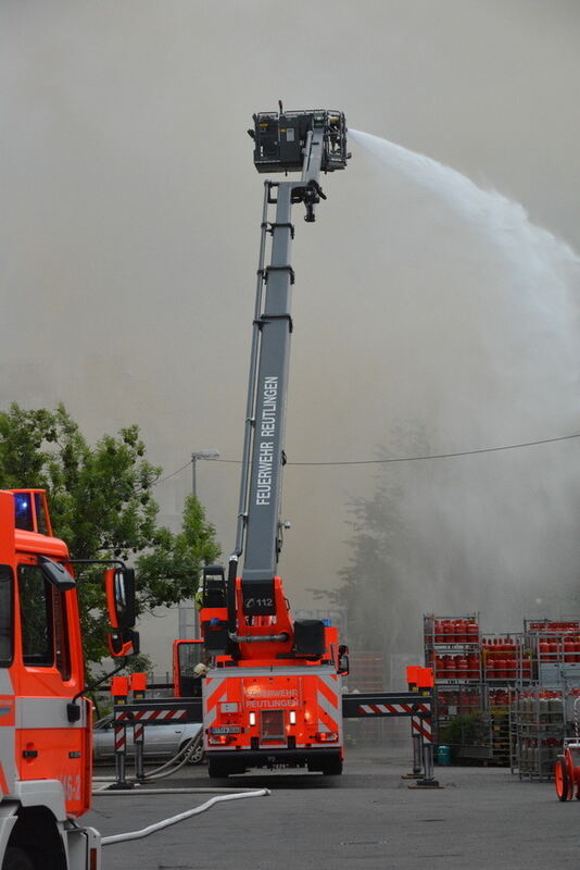 Großbrand in Reutlinger Schreinerei