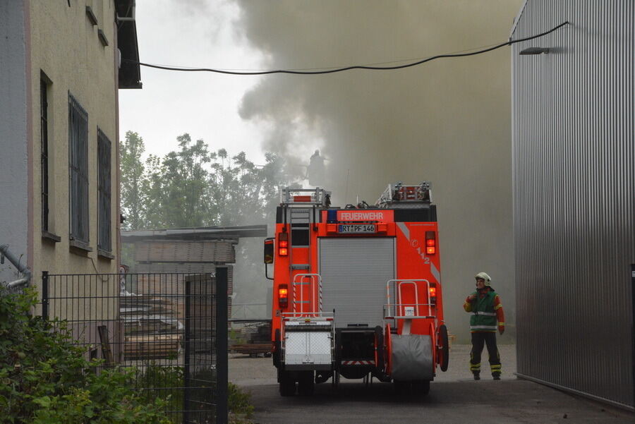 Großbrand in Reutlinger Schreinerei