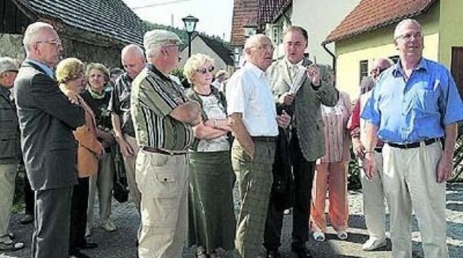 Am Mittwoch kamen die Ehrenkommandanten der Historischen Bürgerwehren in Zivil nach Trochtelfingen. Im nächsten Jahr wollen sie