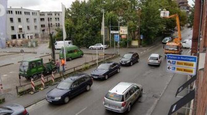 Zur Erschließung der Kernstadt-Erweiterung Süd mit der Oberen Wässere wird die Seestraße samt Brücken verbreitert. FOTO: NIETHAM