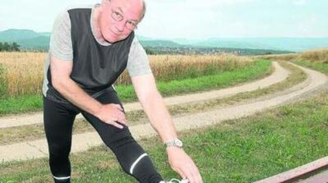 Des Bürgermeisters Lieblingsplatz: beim Langenhardt-Häusle: Bernd-Dieter Esslinger (58) bei seiner sportlichen Runde. &raquo;Hie