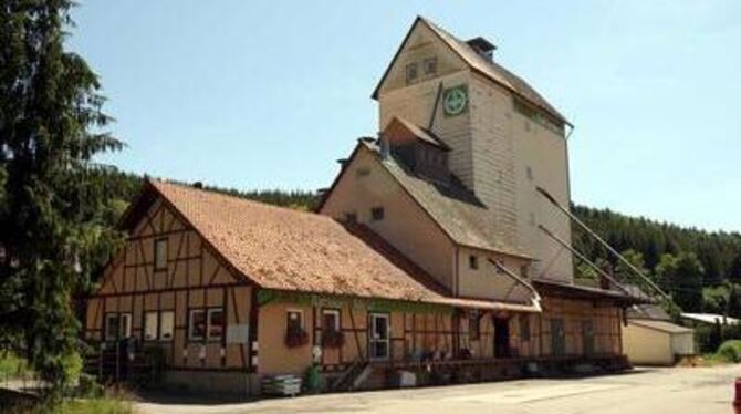 Nicht mehr zeitgemäß: Die Baywa-Filialen in Trochtelfingen (Foto) und Kleinengstingen weichen einem zentralen Standort. FOTO: BA