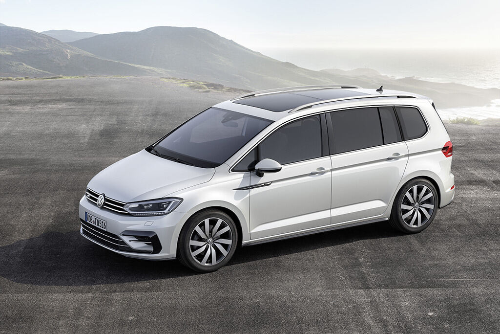 volkswagen_touran_2015_12 (JPG)