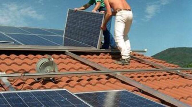 Wie viel Dachfläche benötigt eine Solaranlage? FOTO: DPA