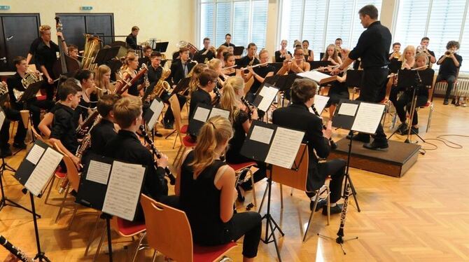 Konzert des Sinfonischen Blasorchesters der Tübinger Musikschule. GEA-FOTO: MEYER