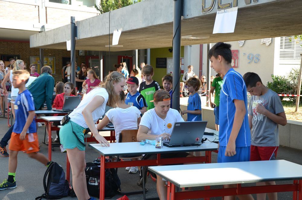 Spendenlauf Friedrich-Schiller-Gymnasium Pfullingen Juli 2015