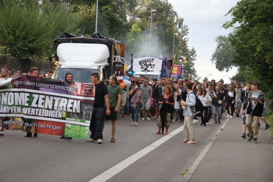 Nachttanzdemo 2015