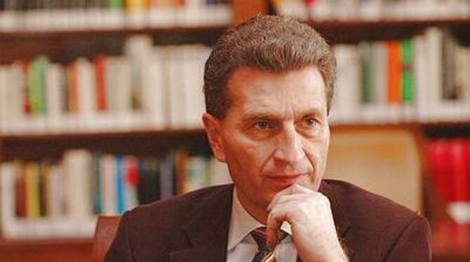 Will Baden-Württemberg als »Wohlfühlland« erhalten: Ministerpräsident Günther Oettinger (52) im GEA-Gespräch. GEA-FOTO: PACHER