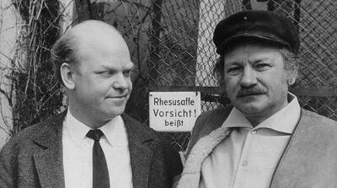 Richard Salis (links) bei HAP Grieshaber auf dessen Grundstück auf der Achalm, aufgenommen in den ausgehenden 1960er-Jahren. Von