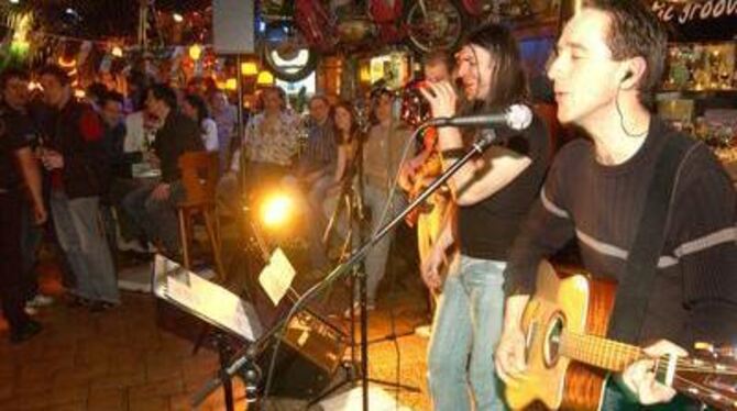 Musik in 17 Lokalen. Am 18. März steigt in Metzingen die Honky-Tonk-Kneipennacht. GEA-ARCHIVFOTO