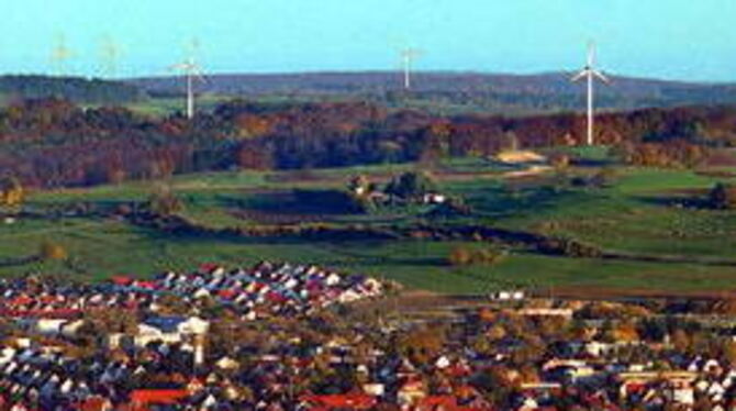 Windkraft gehört zu den sauberen regenerativen Energiequellen. Auch zwischen Münsingen, Böttingen und Auingen drehen sich seit e