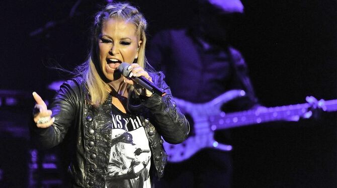 Ordentliche Portion Rock: Anastacia, hier kürzlich bei einem Konzert in Rom. FOTO: DPA