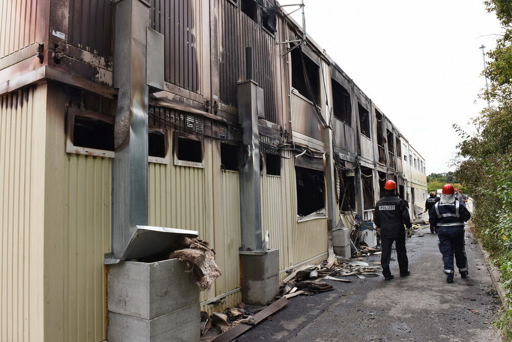 Flüchtlingsheim in Rottenburg in Flammen