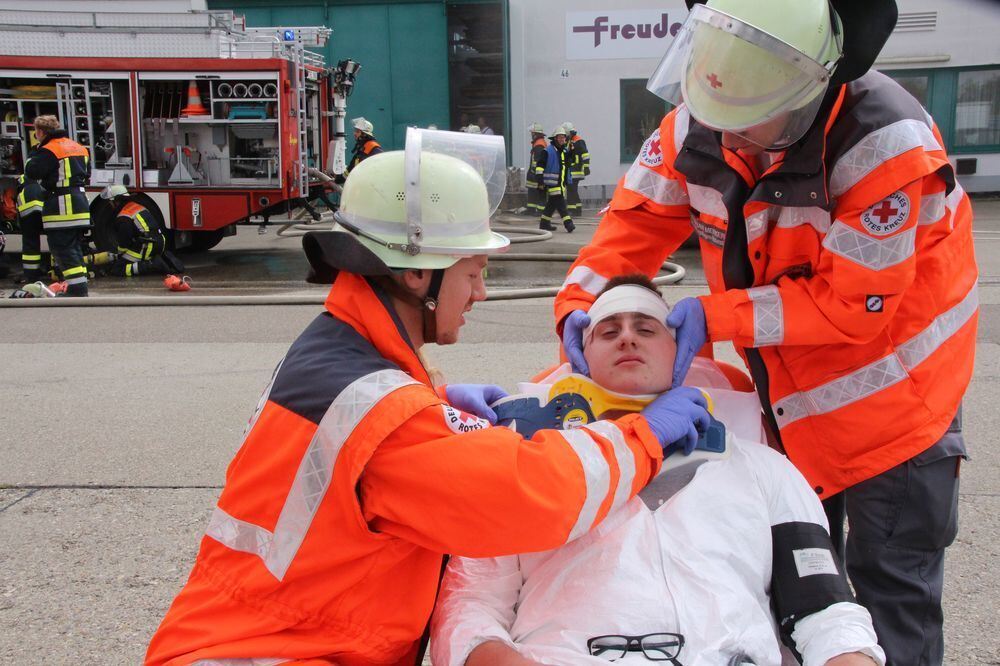 Hauptübung der Feuerwehr Engstingen