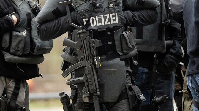 Nach Mobbingvorwürfen aus den eigenen Reihen wird ein Spezialeinsatzkommando (SEK) der Kölner Polizei aufgelöst. Foto: Marius