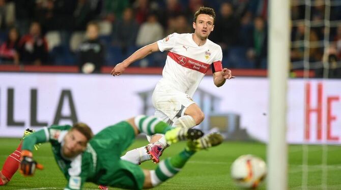 VfB-Kapitän Christian Gentner war zur Stelle und sorgte in Hannover für den Ausgleich zum 1:1. FOTO: WITTERS