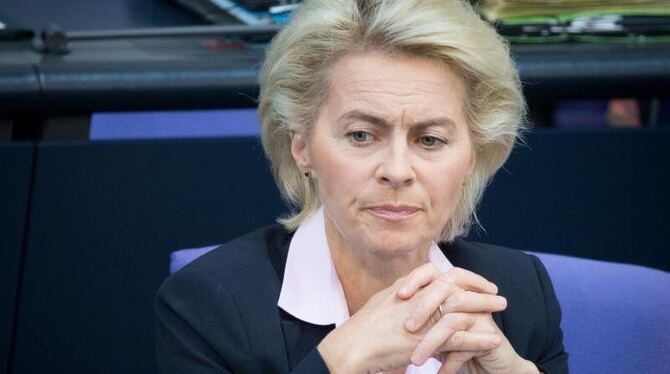 Ursula von der Leyen hat 1990 in Medizin promoviert. Foto: Kay Nietfeld/Archiv