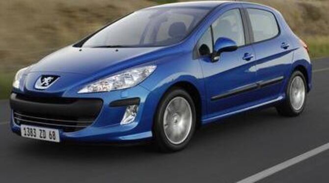 Mehr Eleganz: Der Peugeot 308 hat mit seiner keilartigen Form das an Vans angelehnte Design des 307 verloren.
FOTO:PR