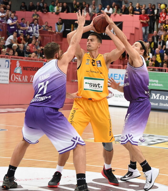 Walter Tigers Tübingen - BG Göttingen 98:56