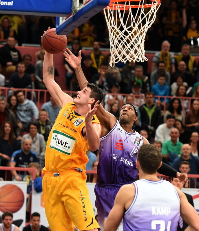 Walter Tigers Tübingen - BG Göttingen 98:56