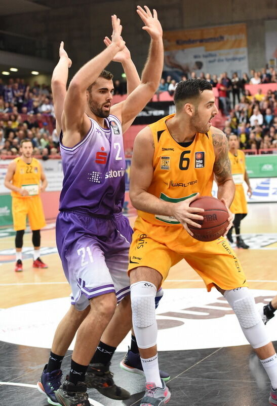 Walter Tigers Tübingen - BG Göttingen 98:56