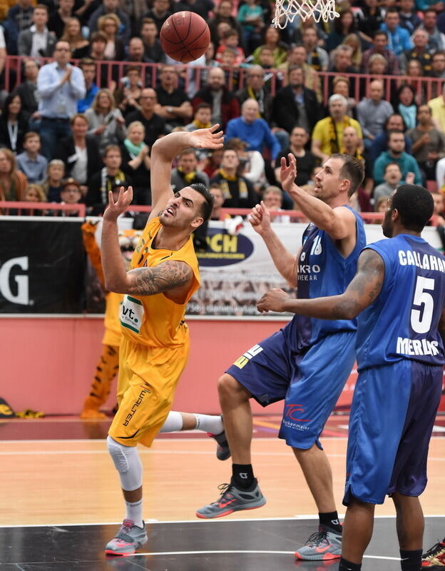 Walter Tigers Tübingen - Crailsheim 96:74