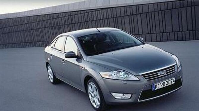 Dynamisch-elegant präsentiert sich der neue Ford Mondeo. FOTO: FORD