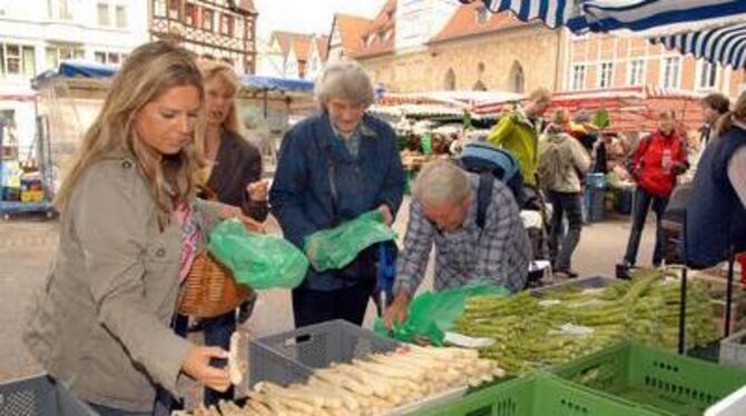 Eine Attraktion, an der weiter gefeilt wird: der Wochenmarkt. FOTO: USCHI PACHER