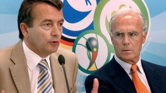 Franz Beckenbauer (r) als WM-Organisationschef 2006 rückt immer mehr ins Blickfeld. Foto: Walter Bieri