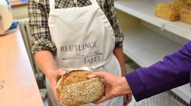 Backwaren, Konserven, Tiefkühlwaren: Das Sortiment der Reutlinger Tafel ist fast so vielfältig wie in einem kleinen Supermarkt.F