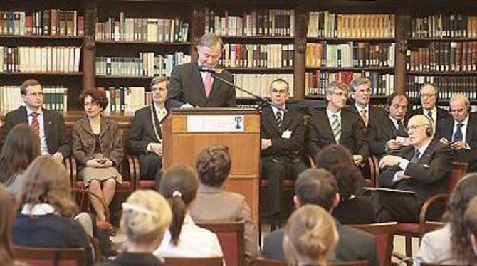 Staatsbesuch in Tübingen: Italiens Präsident Giorgio Napolitano und Bundespräsident Horst Köhler diskutierten mit Studierenden.