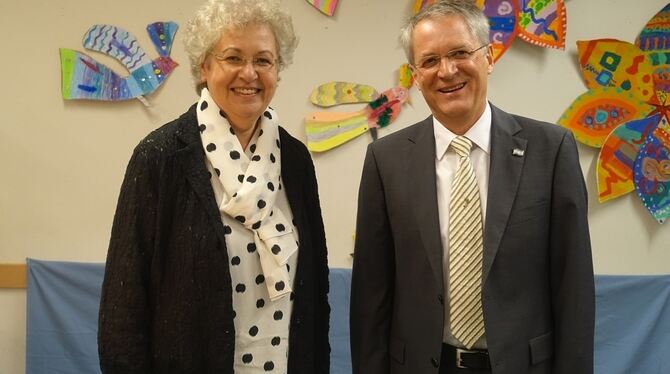 Helga Kratzenstein und ihr Vorgänger Eberhard Link. GEA-FOTO: DÖRR