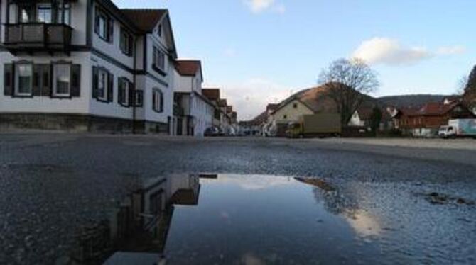 Die Espachstraße in Bad Urach wird komplett neu gemacht - nicht weil sie marode wäre, sondern weil der ganze Straßenraum umgeänd