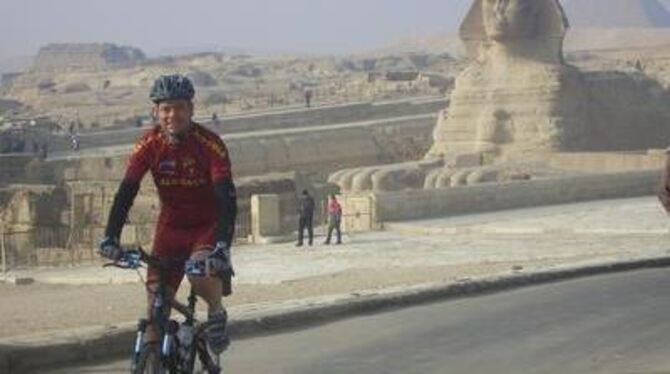 Markus Widmann bei einer Radtour zur Sphinx. FOTO: PR