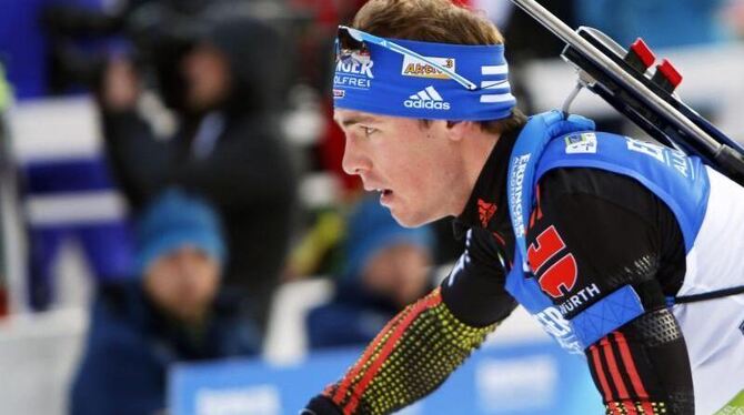 Simon Schempp gewann in Pokljuka auch die Verfolgung. Foto: Antonio Bat