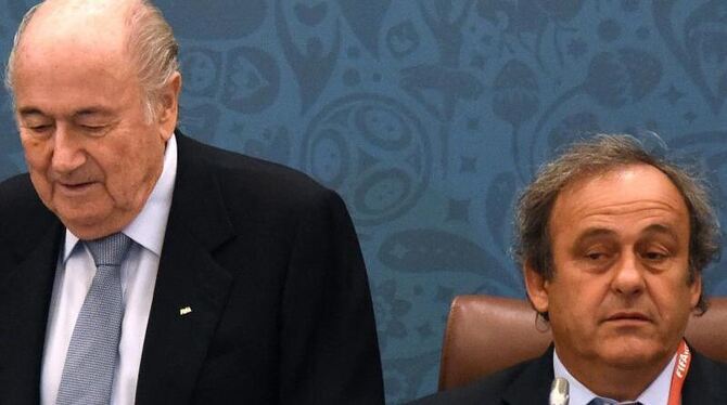 Joseph Blatter und Michel Platini wurden für acht Jahre gesperrt. Foto: Marcus Brandt