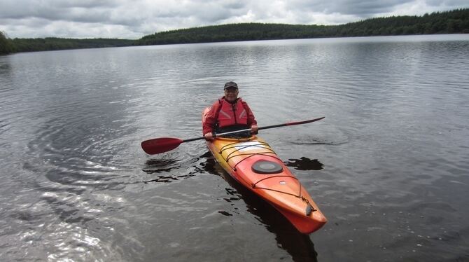 Kajakfahrers Traumrevier: Volker Steinmaier im vergangenen August auf Paddeltour in den Weiten der Cavan-Seenplatte in Irland.